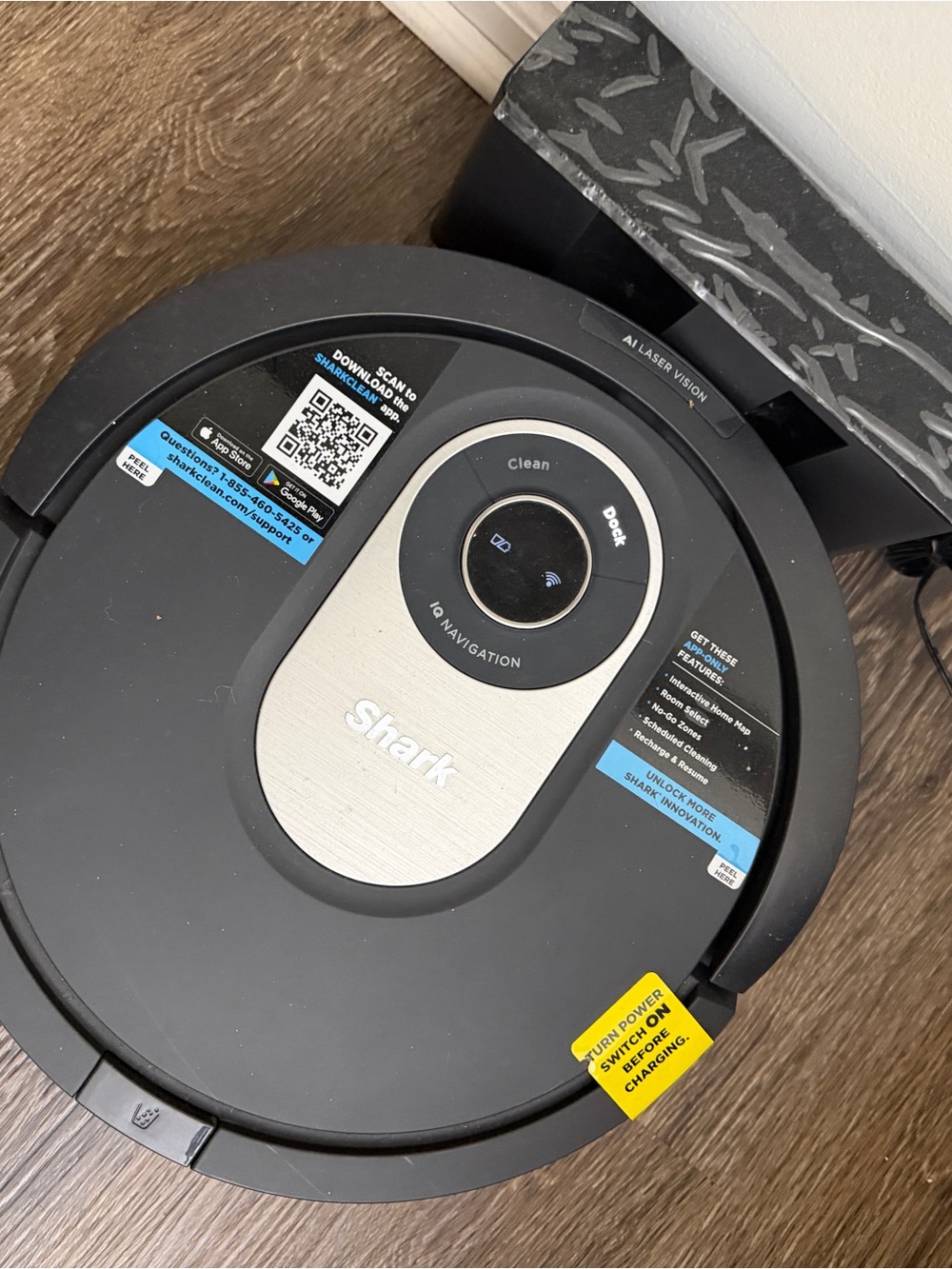 Shark Robot Vacuum - Black with Silver Panel